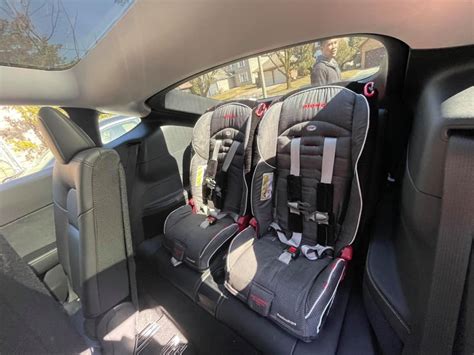 Here’s the Tesla Model Y 7-Seater with Two Car Seats in the Third Row ...