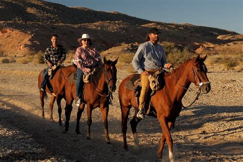 Las Vegas Horseback Riding Tour with Breakfast 2024