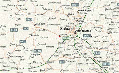 Fiasco of Sanand bandh call; the town busy like any other regular day ...