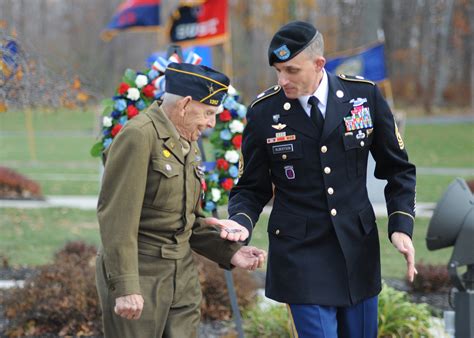 Veterans Day ceremony honors sacrifices, valor of service members | Article | The United States Army