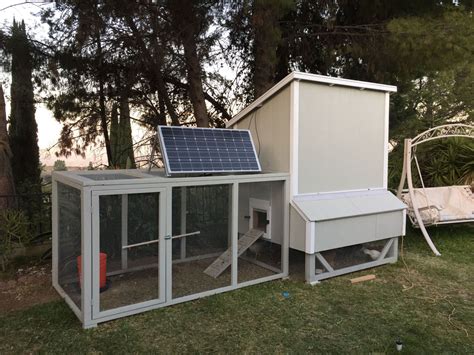 Solar powered Coop | BackYard Chickens - Learn How to Raise Chickens