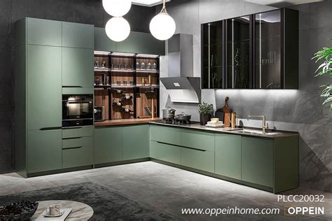 Green Lacquer Kitchen Cabinet With Handleless Design