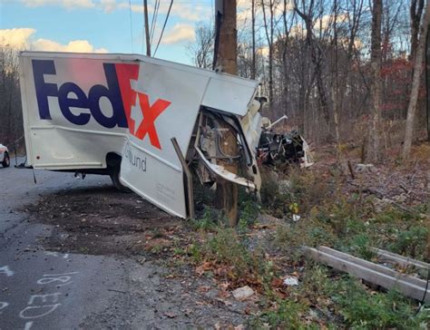 1 injured after FedEx crash in Pittston Township | 28/22 News