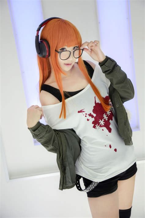 The Best Persona 5 Cosplay - Futaba Sakura | Persona 5 cosplay, Cute cosplay, Sakura cosplay