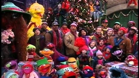 Sesame Street - Elmo Saves Christmas DVD Preview - YouTube