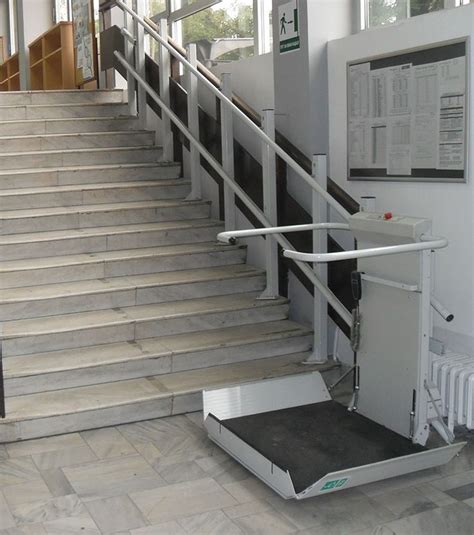 S7 SR Inclined Platform Stair Lift > Straight Staircase Wheelchair Access | Stair lift, Stairs ...