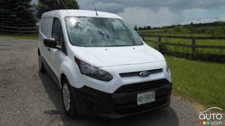 Ford Transit Connect reviews from industry experts | Auto123