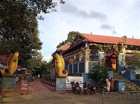 Meenkulathi Bhagavathi Amman Temple - Famous Temples Of India