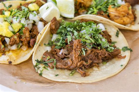 Gus Tacos on Queen - blogTO - Toronto