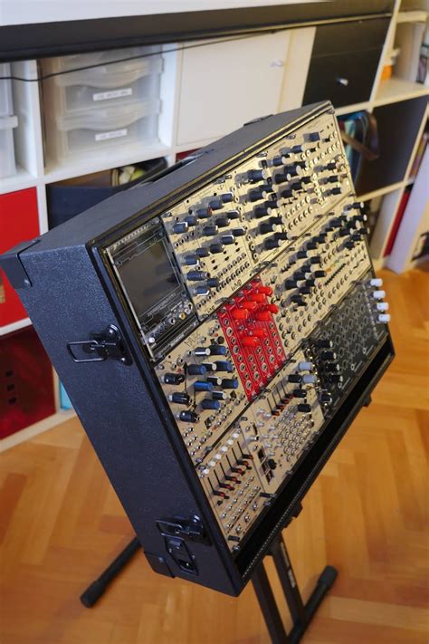 akirasrebirth: DIY eurorack case