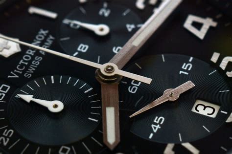 Chronograph Function: What Is It And How It Works? | Watch Researcher