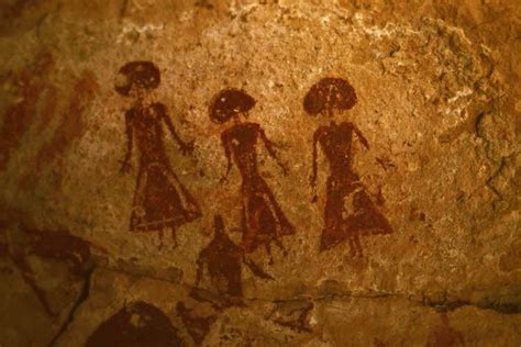 Rock art from Ennedi Plateau, in Chad. | Rock art, Paleolithic art, Cave paintings