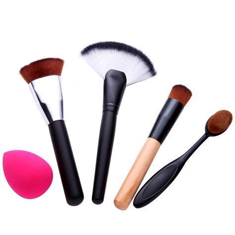 Makeup Tools Set - Make-Up Musthaves