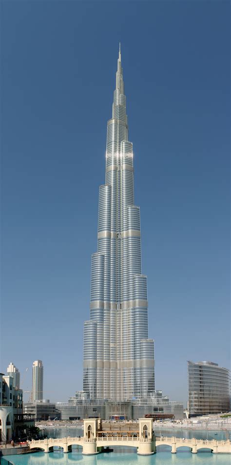 World's Largest Building in Dubai - Burj Khalifa