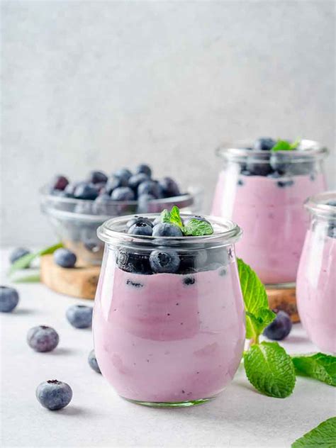 SIBO Blueberry yoghurt pots - The Healthy Gut