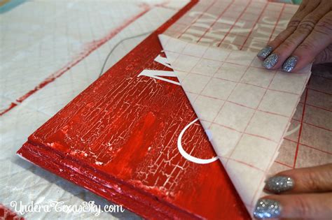 Adding Vinyl Letters to a Wood Sign - Under a Texas Sky