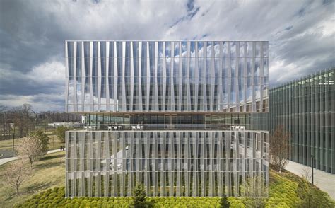 Novartis Campus / Weiss/Manfredi | ArchDaily