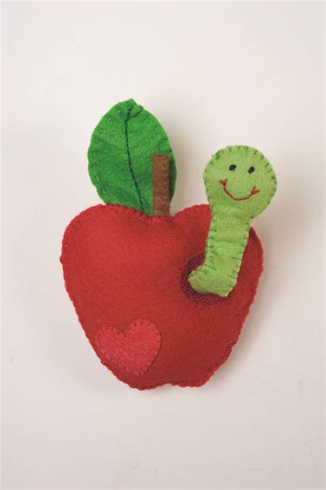 Felt Apple Worm | Fun Family Crafts