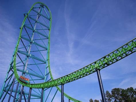 Kingda Ka Is the Tallest Rollercoaster in the World: Hits 128 MPH in 3. ...