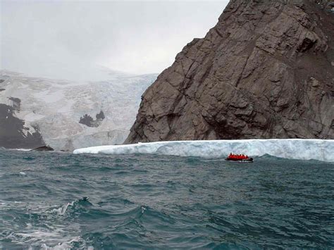 Antarctica Cruise: Visiting Elephant Island on Zodiacs