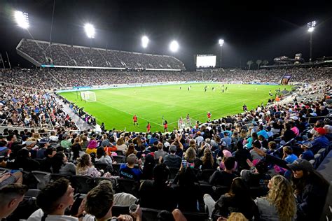 San Diego Wave sets NWSL attendance record - Soccer Stadium Digest