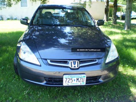 2004 Honda Accord Ex Sedan 4 - Door 3. 0l