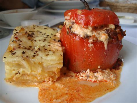 Peruvian Recipes: A Stuffed Peppers Fusion From Peru