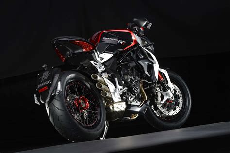 Officially Official: MV Agusta Brutale Dragster 800 RR - Asphalt & Rubber