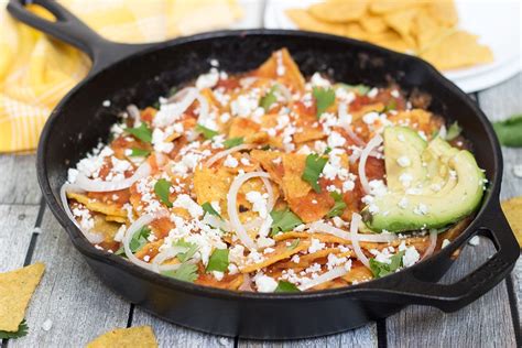 How to Make Chilaquiles Rojos in a Flash - Cooking The Globe