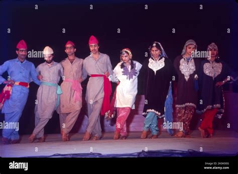 Folk Dance from Jammu & Kashmir, India Stock Photo - Alamy