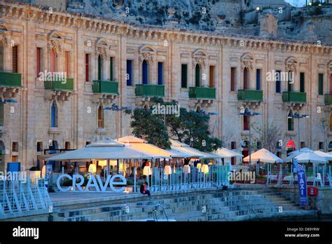 Valletta waterfront hi-res stock photography and images - Alamy