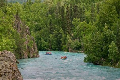 Rafting in Alaska: Float Down the Beautiful Kenai River