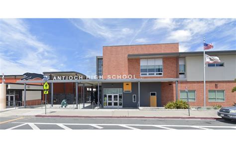 Antioch High School Building - 300 & 500 Wings Modernization - Dowdle ...