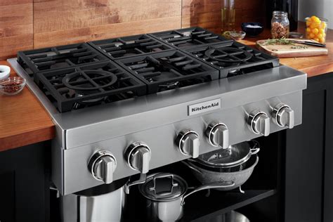 KitchenAid 36'' 6-Burner Commercial-Style Gas Range Top - KCGC506JSS | The Brick