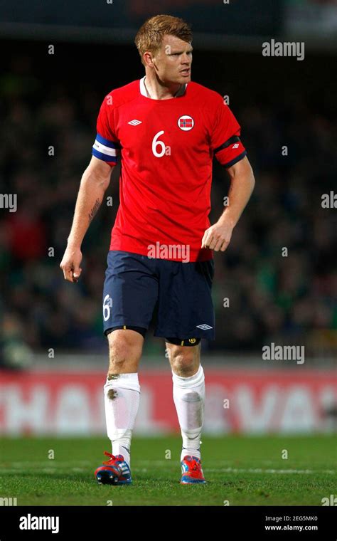 John arne riise norway hi-res stock photography and images - Alamy