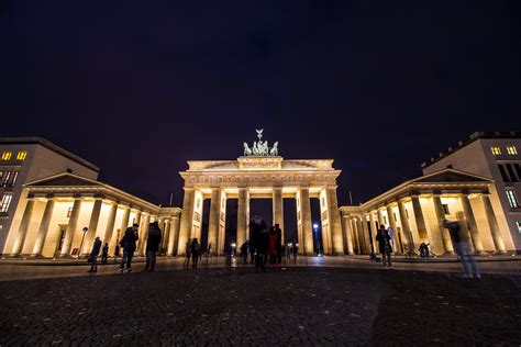 Wide angle shot of the Brandenburg Gate | Groman123 | Flickr