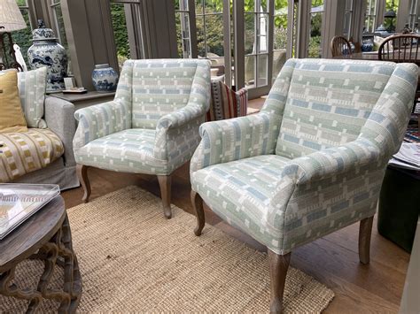 Best technique for upholstering antique furniture - Surrey Sofas