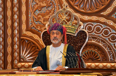 Upon HM the Sultan orders, committee formed to handle Covid-19 economic impacts - Oman Observer