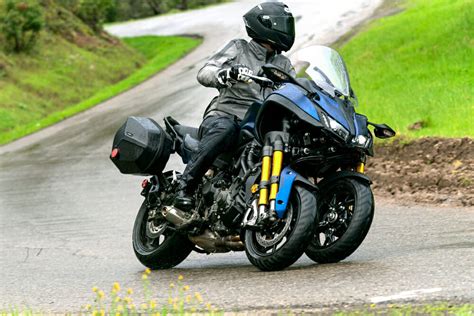 Yamaha Sport Touring Bikes: New Model First Looks & In-Depth Reviews ...