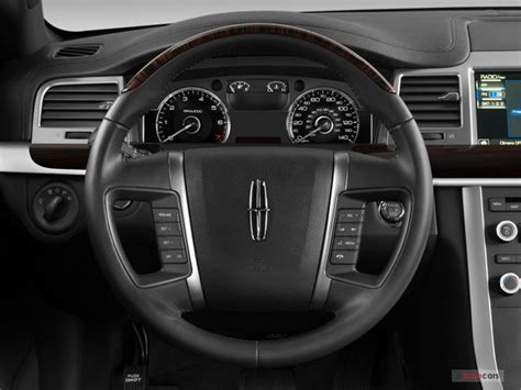 2009 Lincoln MKS: 11 Interior Photos | U.S. News