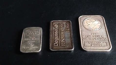 One Ounce Struck Silver Bars Size Differencial - YouTube