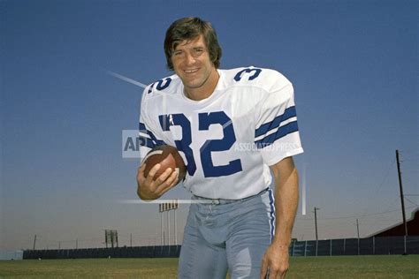 Walt Garrison Dies: Dallas Cowboys Running Back And Rodeo Cowboy Was 79