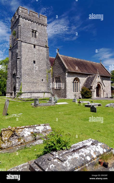 St hilary church hi-res stock photography and images - Alamy