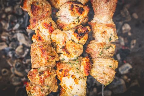 Unbelievably easy Yogurt marinade for chicken skewers