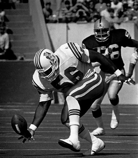 andre tippet patriots | Hall of Fame linebacker Andre Tippett tries to ...