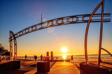 Things to do in Surfers Paradise with your family - Aquaduck Gold Coast.