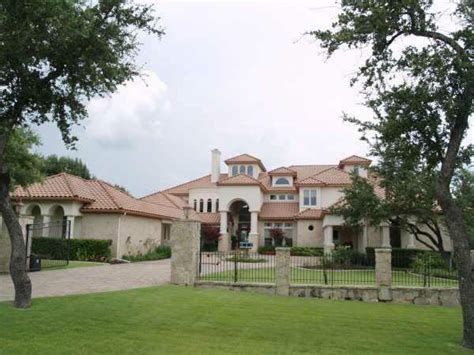 Waterfront Homes with Boat Docks - Lake Travis and Lake Austin