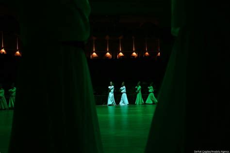 Whirling dervishes in Turkey – Middle East Monitor