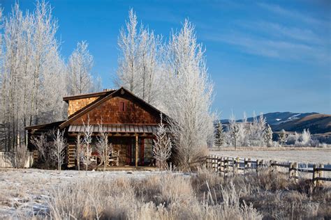 Feel the True West at The Ranch at Rock Creek, Montana - eXtravaganzi