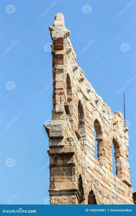 View of Arena Di Verona Architecture Editorial Photo - Image of ...